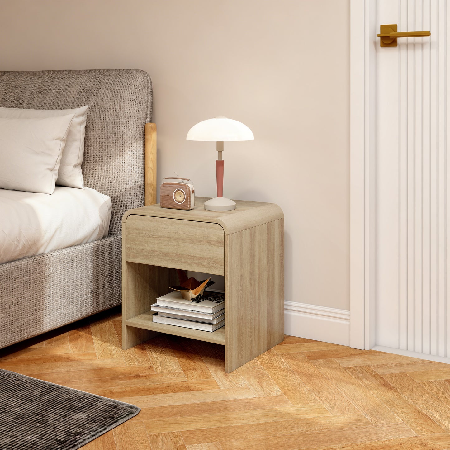 HOMCOM Bedside Tables Set of 2, Nightstands with Rounded Corners, Modern Side Table with Silent Drawer for Bedroom, Natural