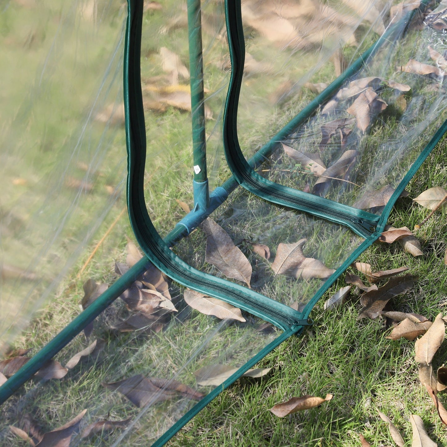 Outsunny 395 x 100 cm Low Tunnel Greenhouse - Clear