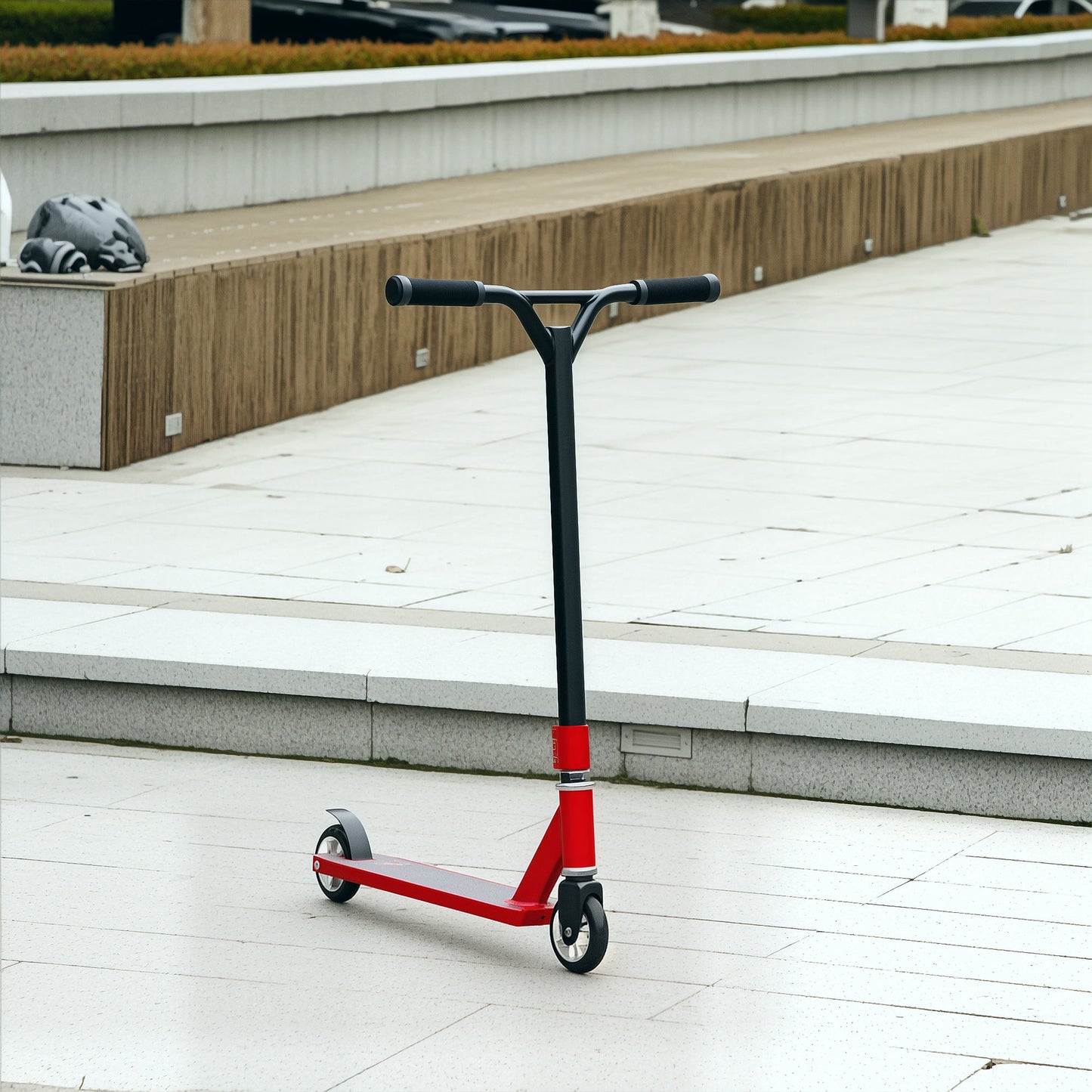 HOMCOM Stunt Scooter, 360° Entry Level Tricks Scooter w/ Lightweight Aluminium Deck and ABEC 7 Bearing, For Age 14+ Beginners, Red--ChewyGames-ChewyGames