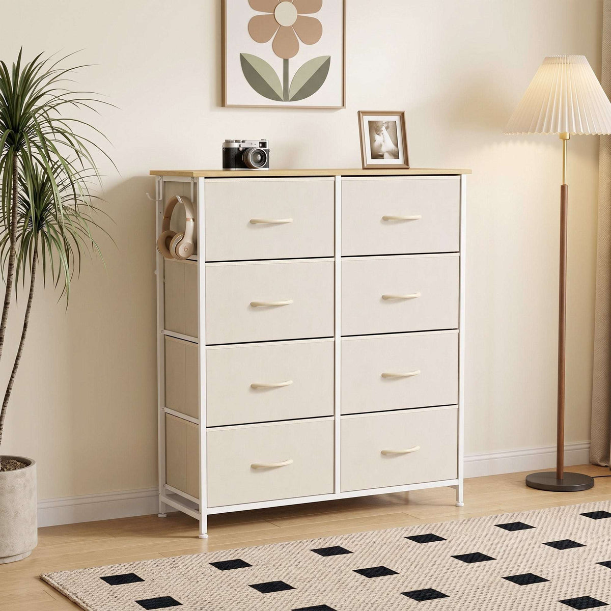 HOMCOM Chest of Drawers, Dresser with 8 Fabric Drawers, Tall Storage Unit with 4 Pockets and 2 Hooks Steel Frame, Beige