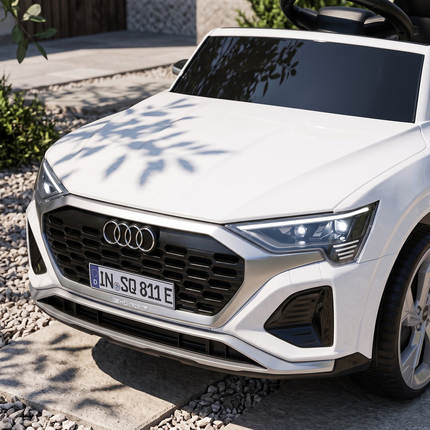 AIYAPLAY Audi Q8 etron Sportback Licensed Ride on Car with Remote Control, Four-Wheel Suspension, Soft Start for Ages 3-4, White