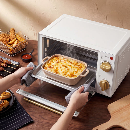 HOMCOM Mini Oven, 9L Countertop Electric Grill, Toaster Oven with Adjustable Temperature and Timer, 750W, White