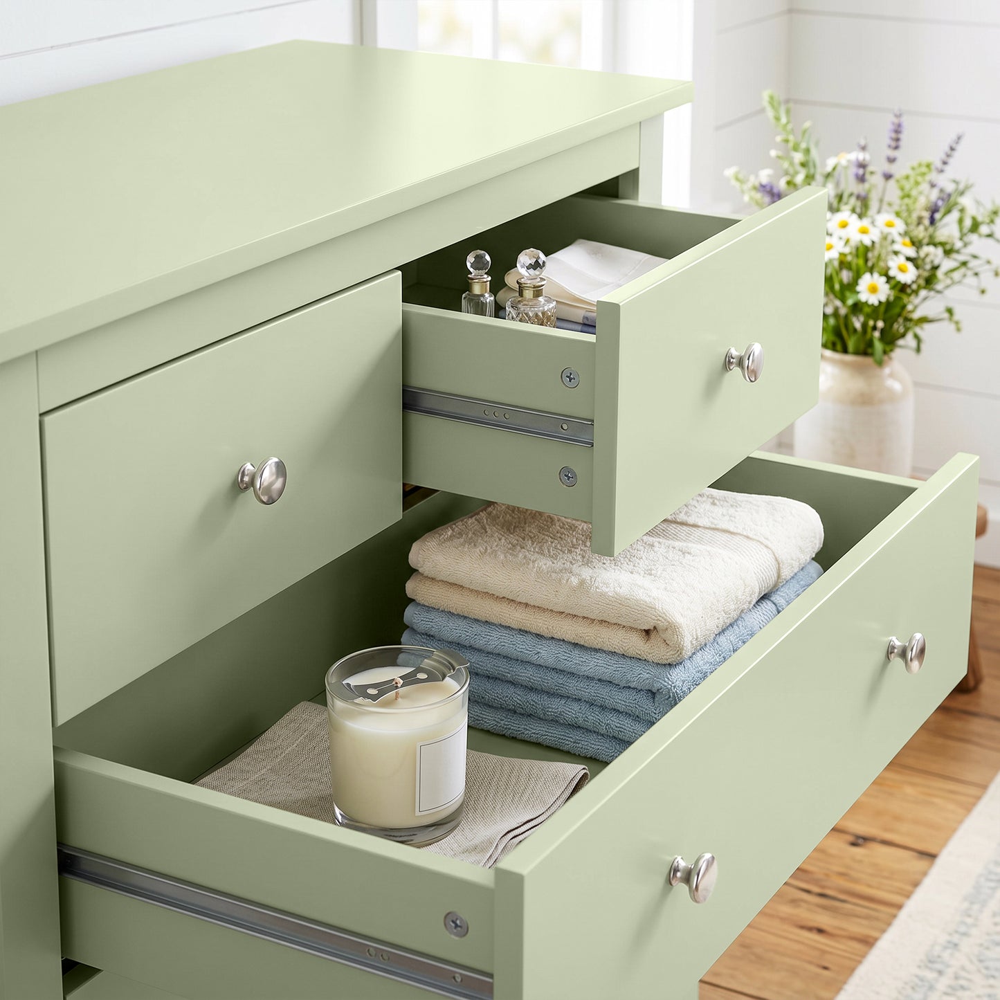 HOMCOM 5 Drawer Chest of Drawers, Modern Dresser for Bedroom, Bedside Storage Cabinet, Wide Storage Unit with Glide Runners for Living Room, Hallway, Closet, 79 x 39.5 x 80.5 cm, Sage Green