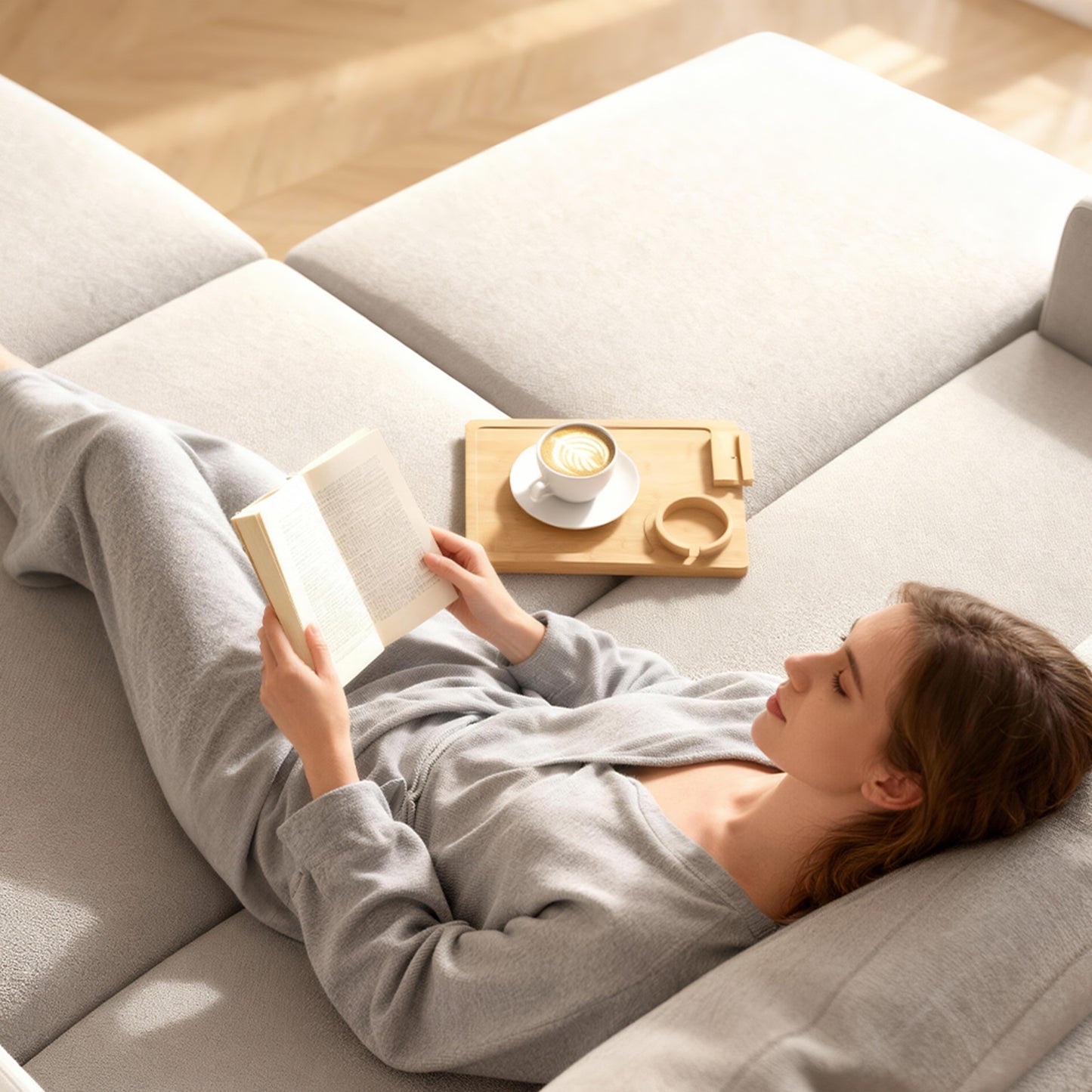 HOMCOM Anti-Slip Sofa Armrest Tray, Bamboo Sofa Arm Tray with 360° Phone Holder and Removable Cup Holder, Natural