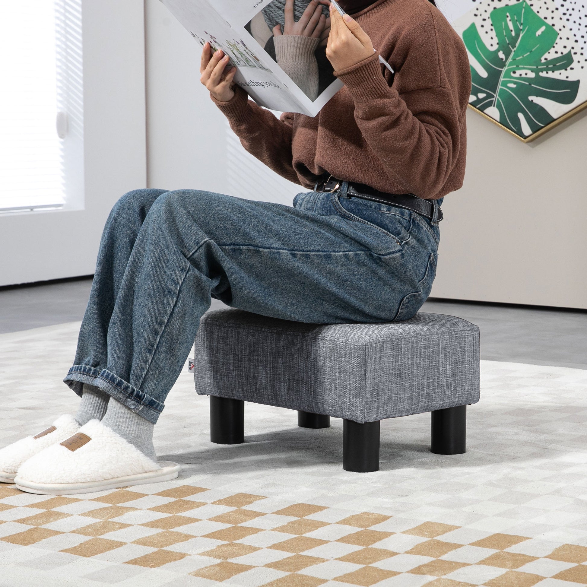 HOMCOM Linen Fabric Footstool Ottoman Cube with 4 Plastic Legs, Grey--ChewyGames-ChewyGames