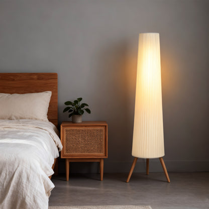 HOMCOM Three-Level Tripod Floor Lamp - White