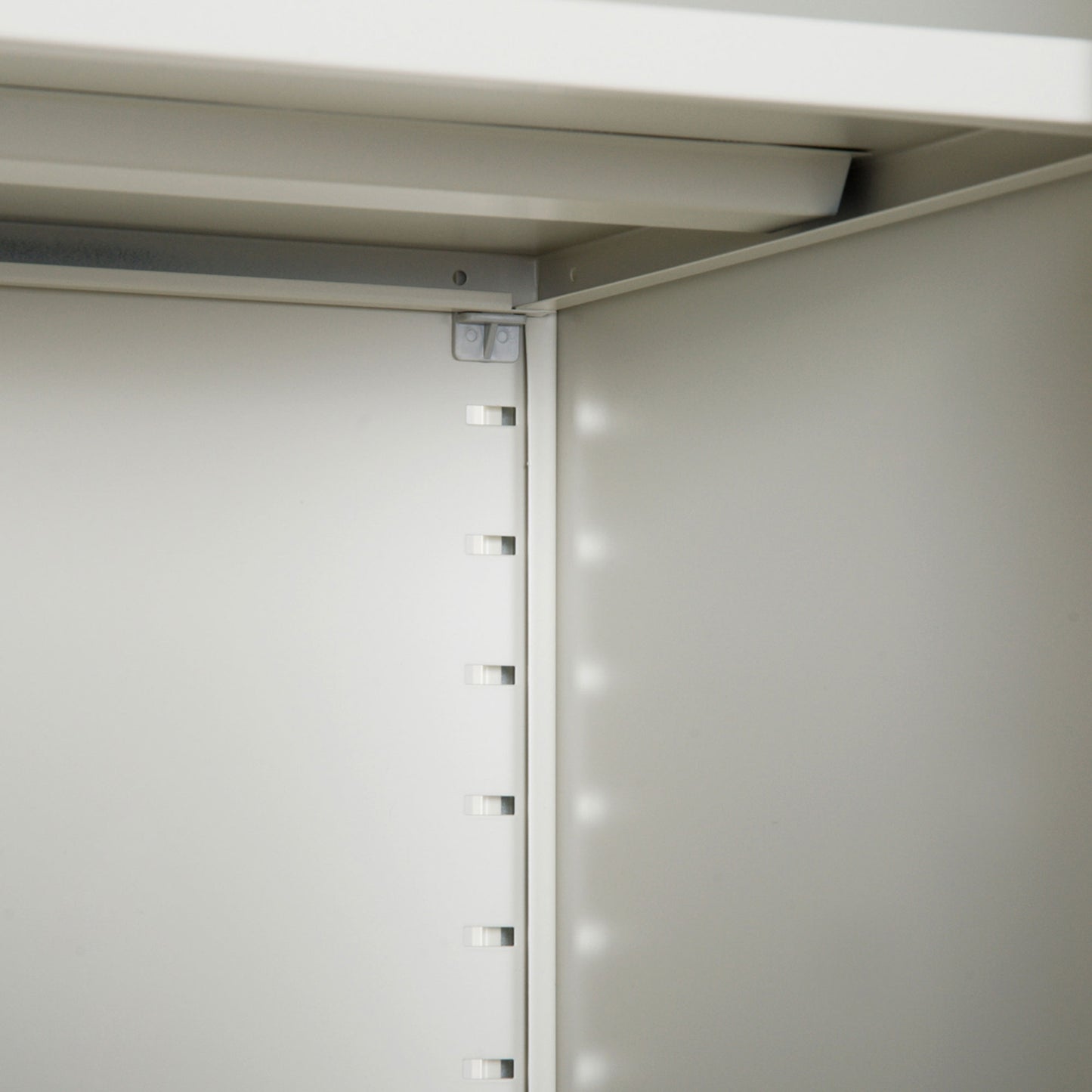 Vinsetto Lockable Filing Cabinet Tall Adjustable Shelf Large Office Storage for Office Use, White