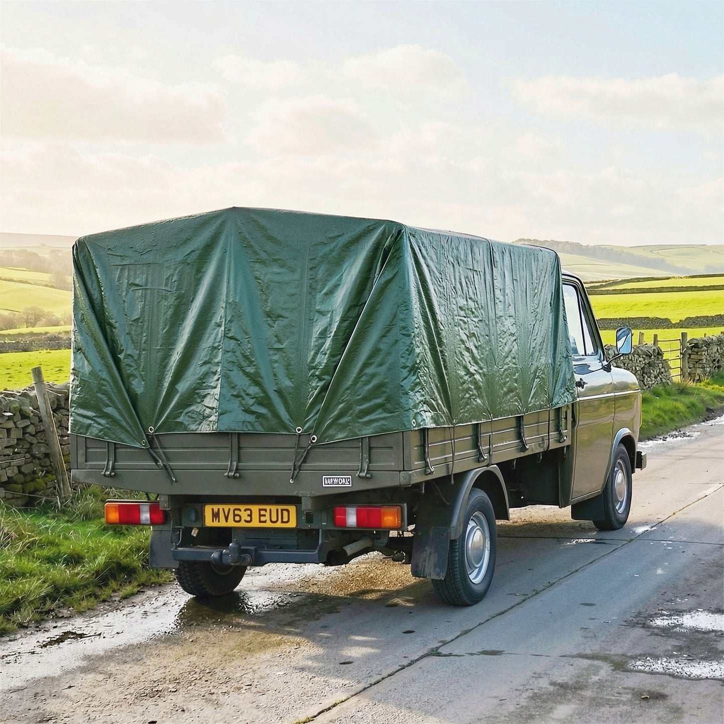 Outsunny 4 x 6m Waterproof Tarpaulin, 90GSM Tear-Resistant PE Tarp with Reinforced Grommets, UV Protected Cover