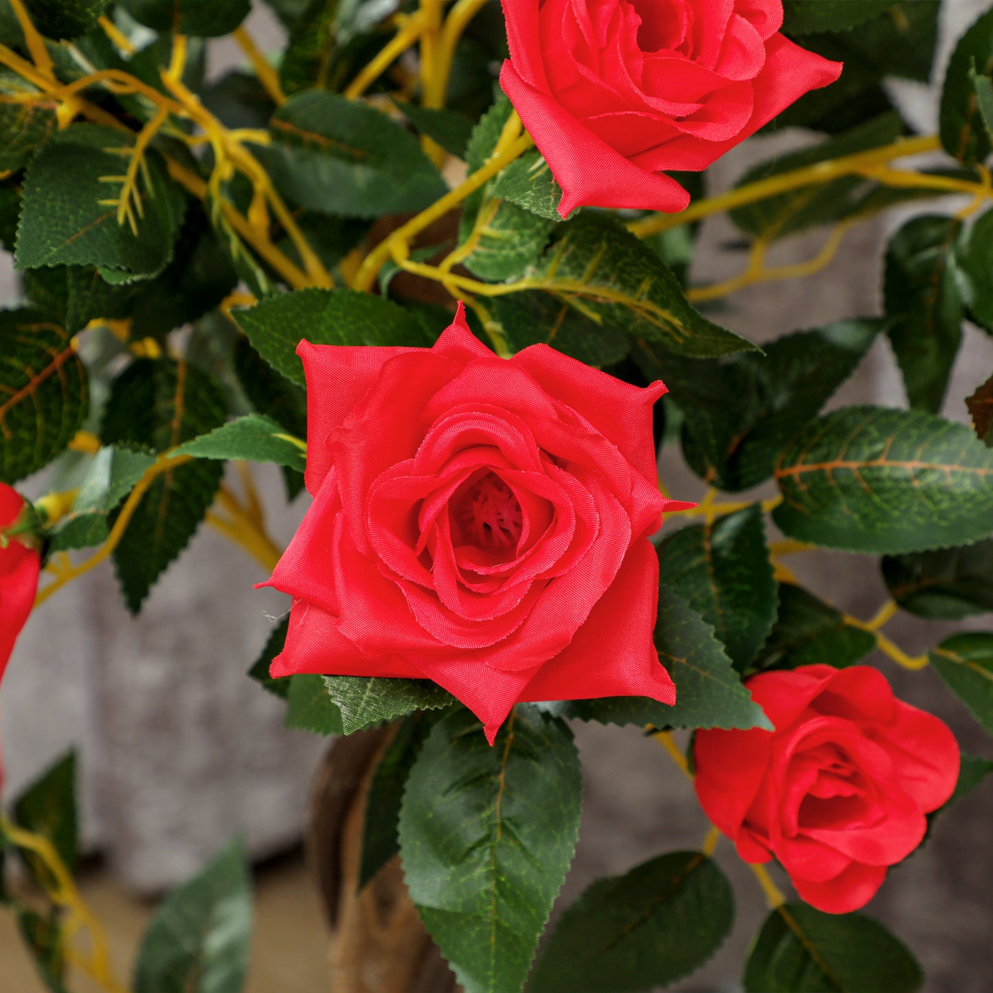 Outsunny Set of 2 Artificial Plants White Rose Floral in Pot, Fake Plants for Home Indoor Decor, 90cm, Red--ChewyGames-ChewyGames