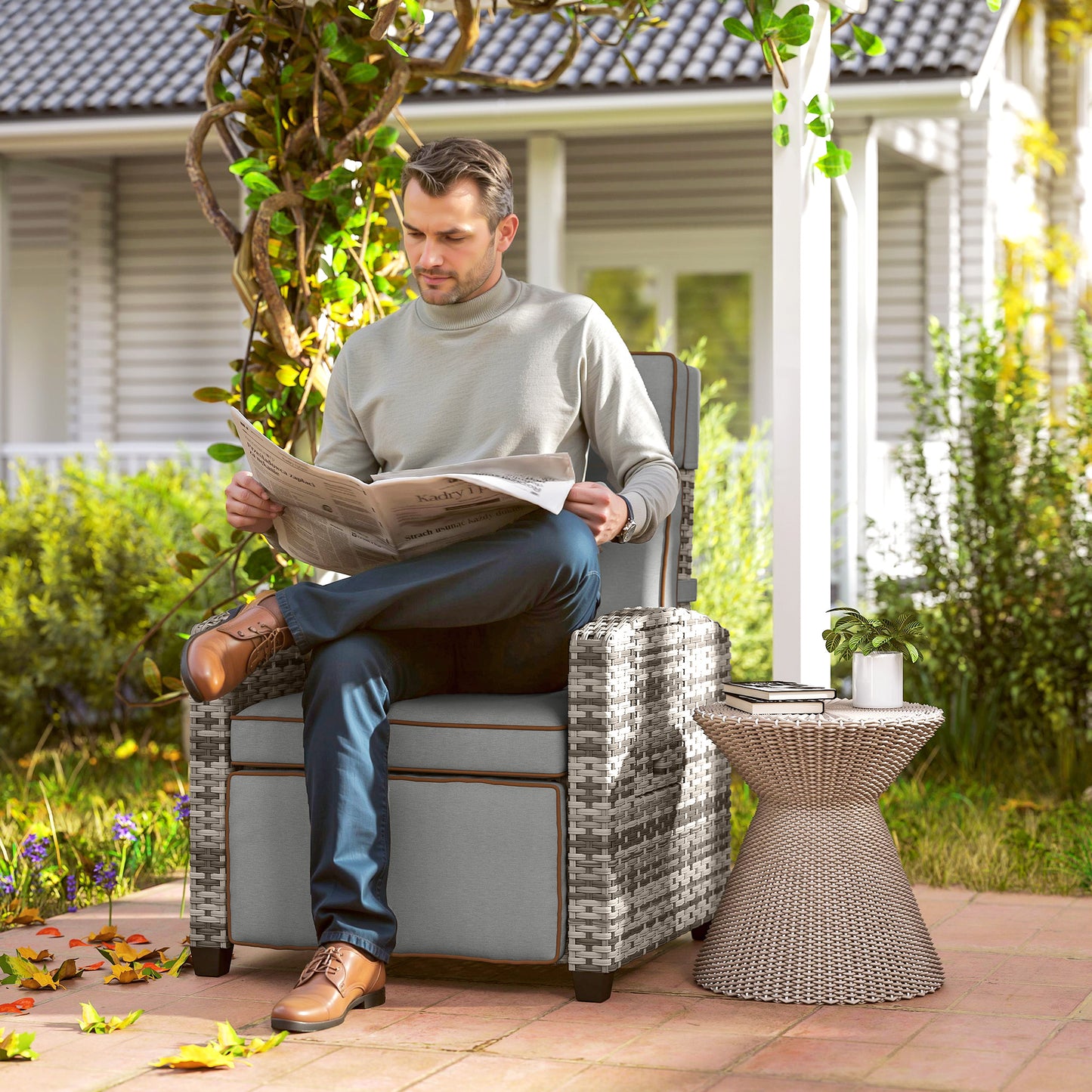 Outsunny 145° Reclining Rattan Armchair with Footrest - Mixed Grey