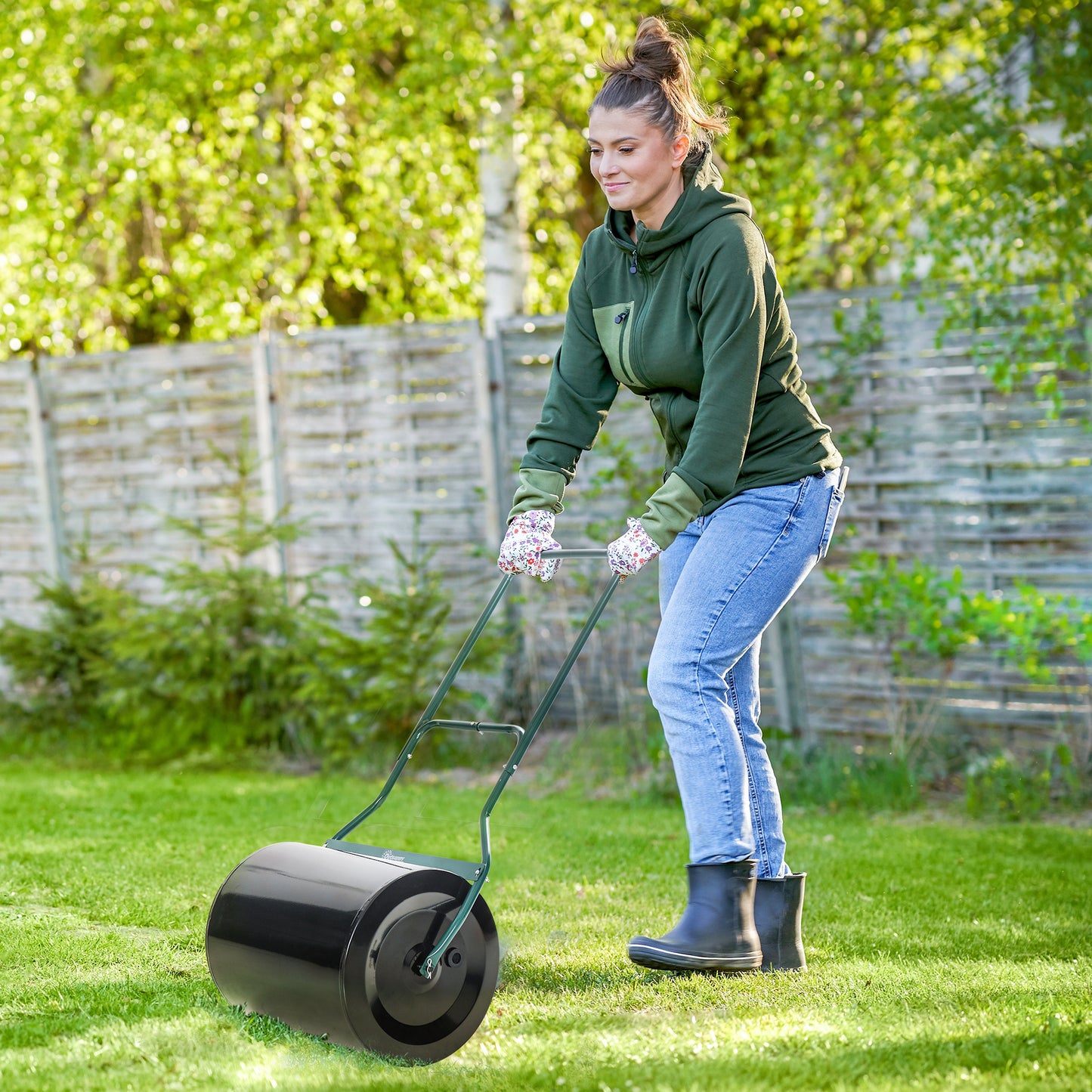 Outsunny φ50cm Steel Garden Lawn Roller Push Pull w/ Fillable Cylinder Water Sand Plug Lawn Flatten Seed Sow Rolling Drum w/ Handle