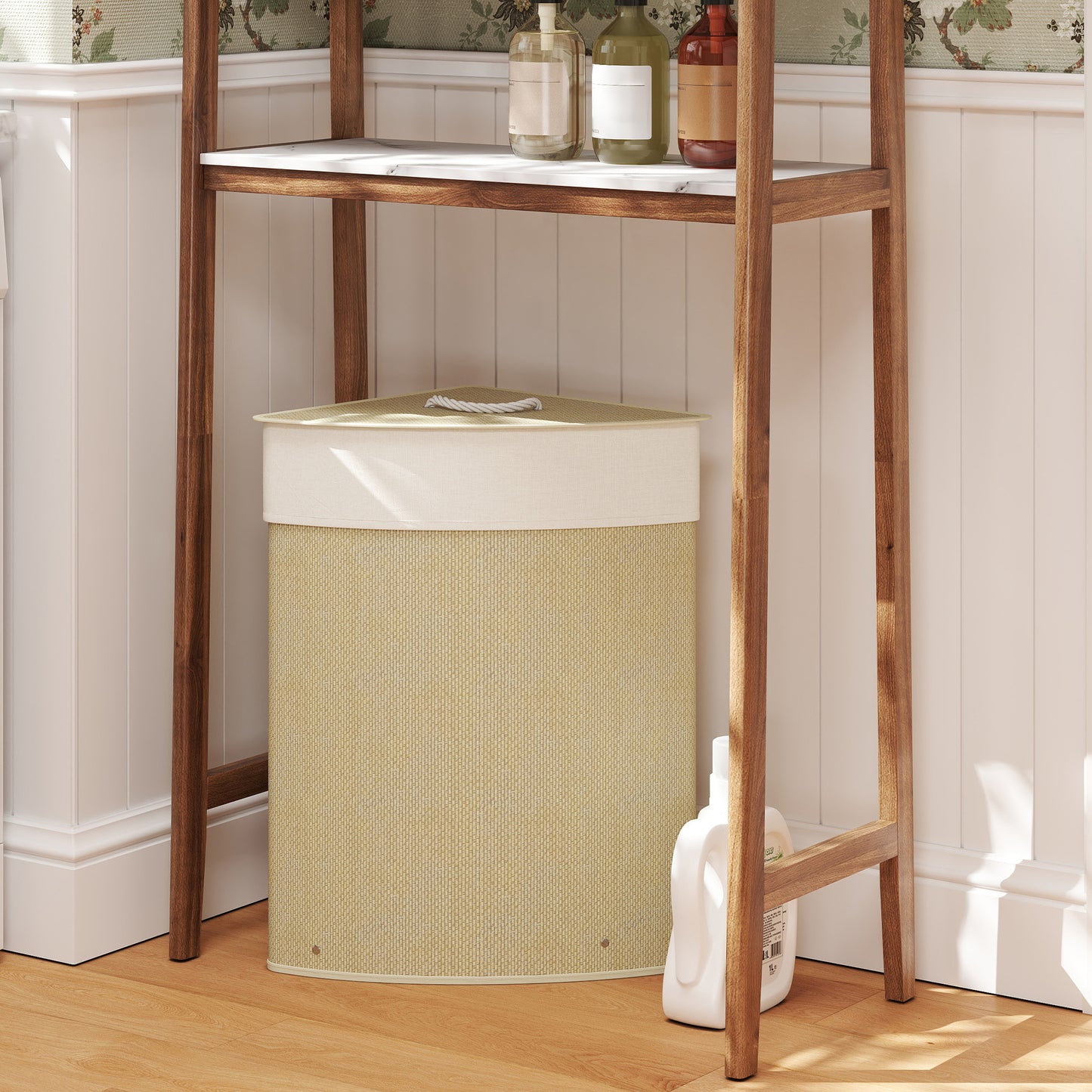 HOMCOM Bamboo Laundry Basket with Lid, 55L Corner Laundry Hamper with Removable Washable Liner Bag, Bathroom Triangle Washing Basket, 35 x 35 x 60 cm, Nature Wood Finish