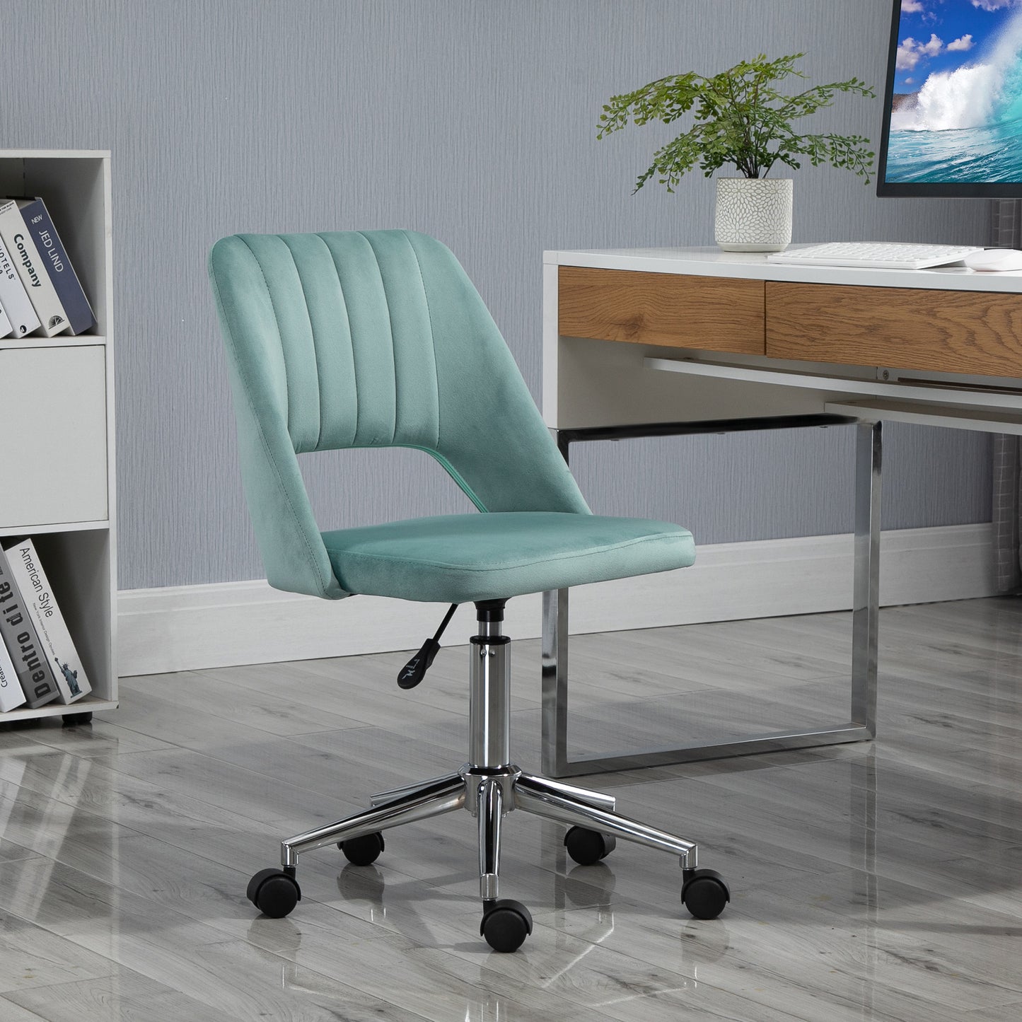 Vinsetto Mid Back Office Chair Velvet Fabric Swivel Scallop Shape Computer Desk Chair for Home Study Bedroom Green