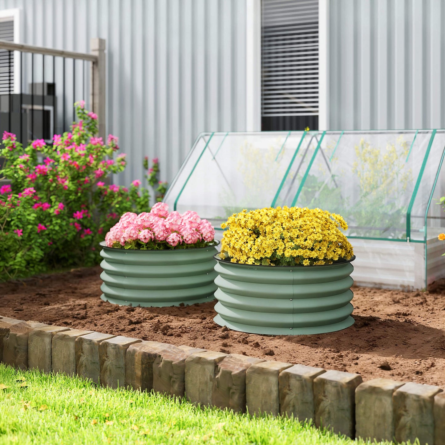 Outsunny Set of 2 Raised Garden Bed, Metal Planter Box with Safety Edging, Easy-to-assemble Stock Tank, Green